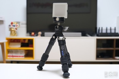 洋蔥工廠布朗尼攝影燈套裝 點亮專業攝影攝像服務的創意之光